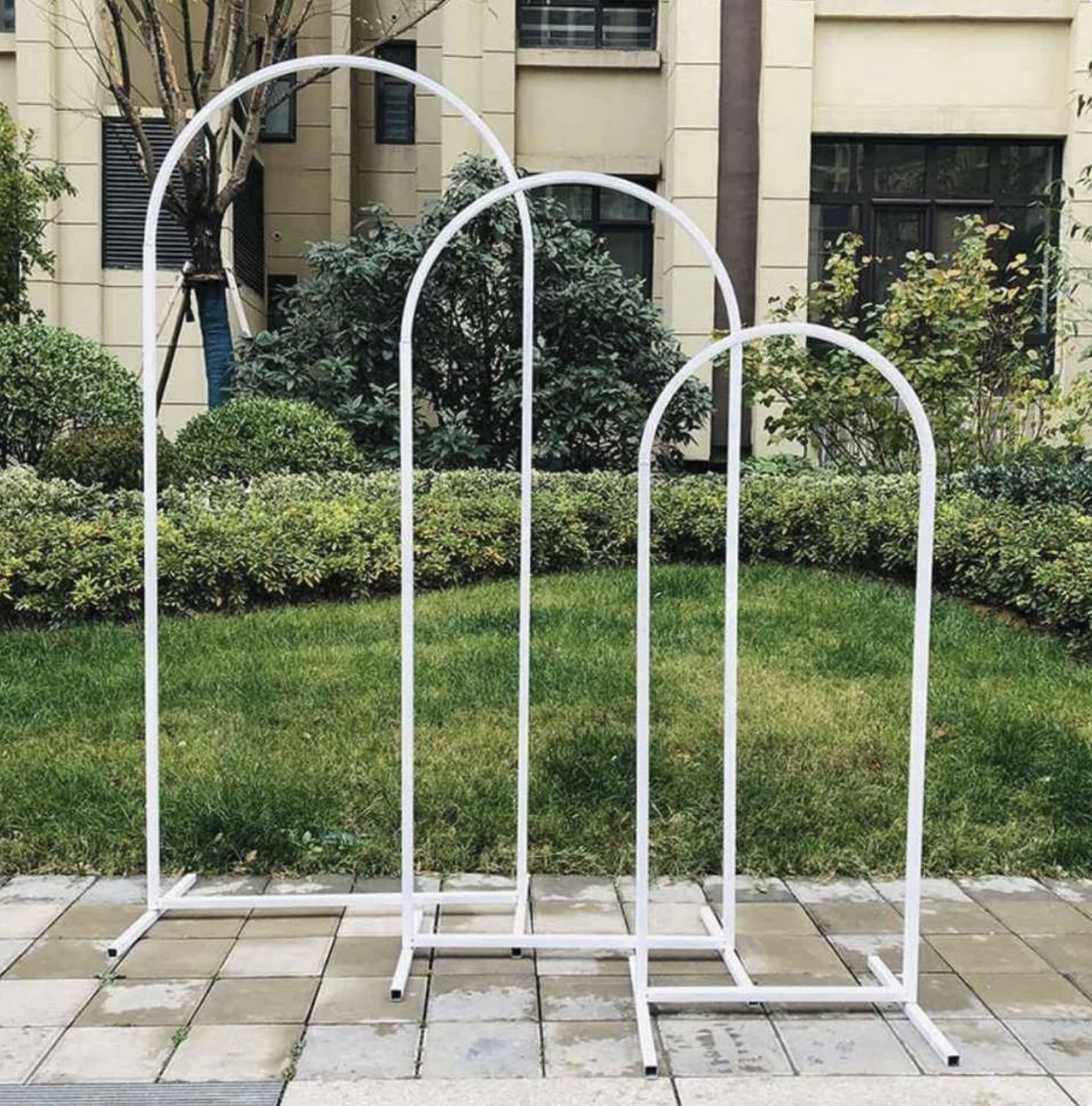 White Metal Arch Backdrop Packages